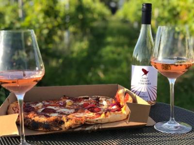 Pizza and wine at Chet Valley Vineyard